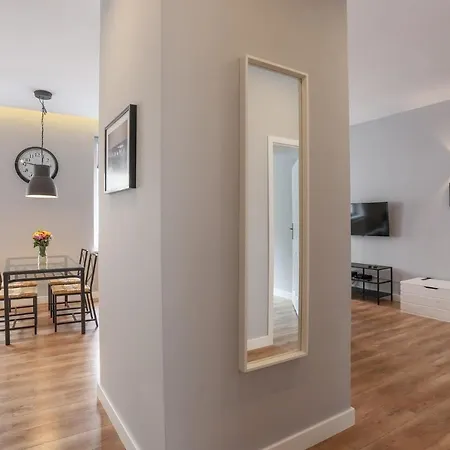 Apartment Grand - Hello *