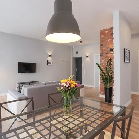 Grand - Hello Gdańsk