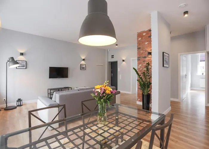 Grand - Hello Danzig